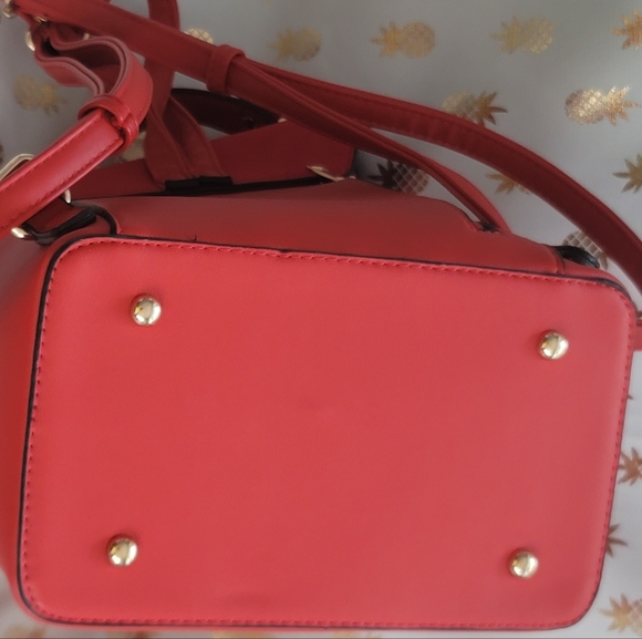 ALYSSA PURSE/BACKPACK  π₯ - Picture 15 of 16